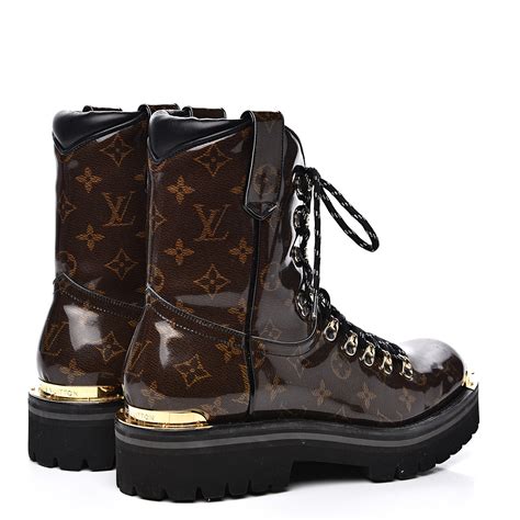 lv outland ankle boot replica|LOUIS VUITTON Monogram Glaze Mens Outland Ankle Boots .